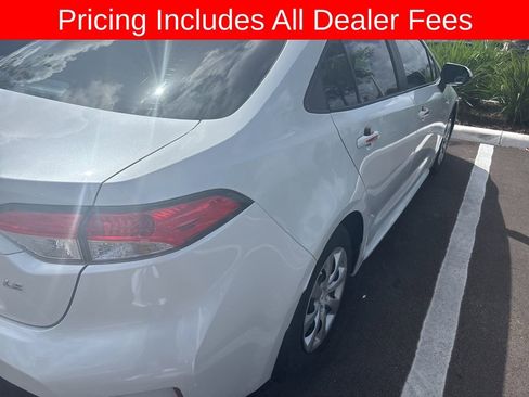 Used 2025 Toyota Corolla LE FWD image 13
