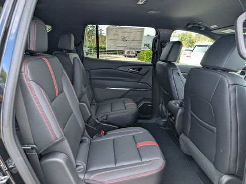 New 2026 Chevrolet Traverse RS image 17