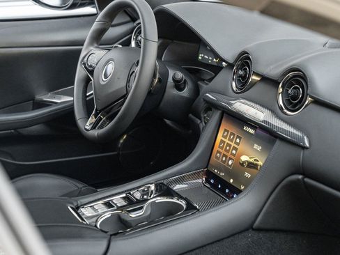 New 2025 Karma Revero Luxury RWD image 25