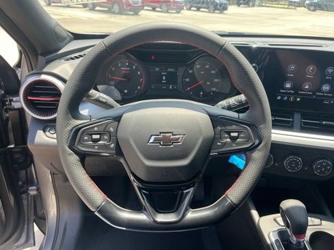 New 2026 Chevrolet Trax RS w/ Sunroof Package FWD image 16