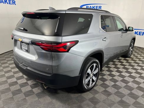 Used 2023 Chevrolet Traverse LT w/ LT Premium Package AWD/4WD image 6