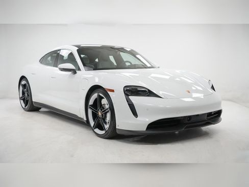 Certified 2023 Porsche Taycan 4S image 8