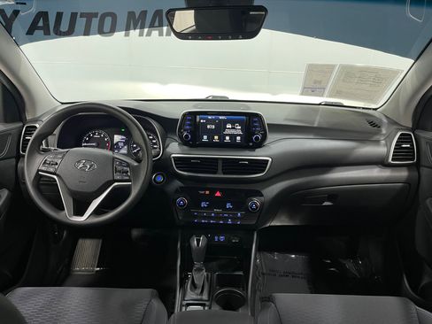 Used 2019 Hyundai Tucson Sport image 17