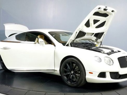 Used 2012 Bentley Continental GT image 10