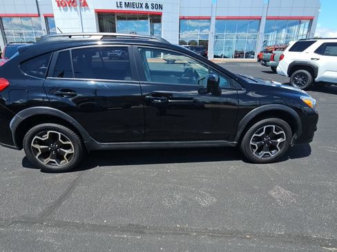 Used 2014 Subaru Crosstrek 2.0i Premium w/ Moonroof Package AWD/4WD image 2