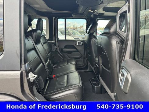 Used 2020 Jeep Wrangler Unlimited Sahara image 42