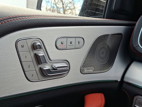 Used 2023 Mercedes-Benz GLE 53 AMG 4MATIC image 21