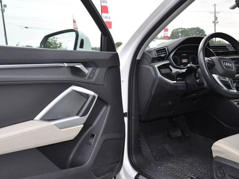 Used 2021 Audi Q3 2.0T Premium image 11