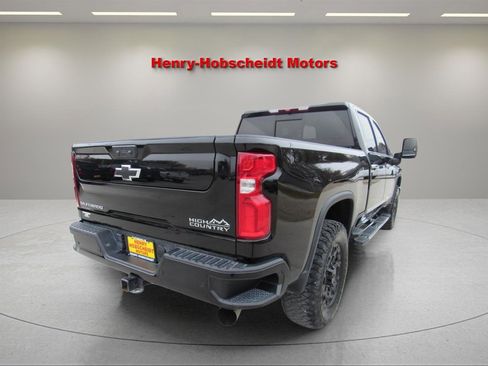 Used 2024 Chevrolet Silverado 2500 High Country image 12