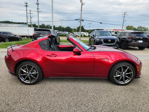 Certified 2021 MAZDA MX-5 Miata RF Grand Touring RWD image 8