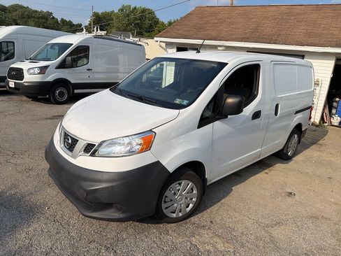 Used 2018 Nissan NV200 S FWD image 11