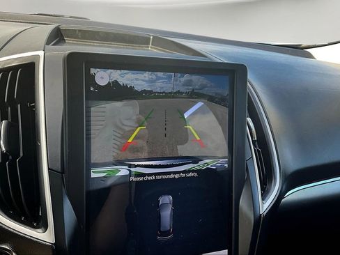 Used 2022 Ford Edge SEL w/ Convenience Package image 17