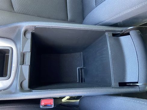 Used 2023 Chevrolet Malibu LT image 41