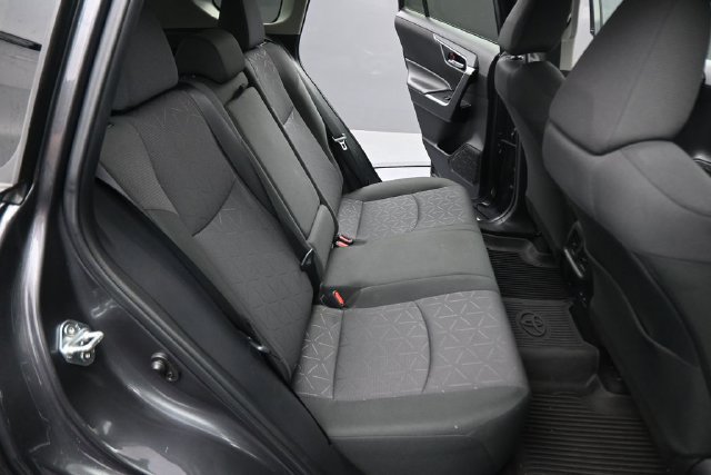 Certified 2024 Toyota RAV4 XLE FWD image 16