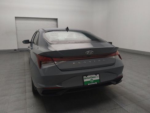 Used 2022 Hyundai Elantra SEL FWD image 6