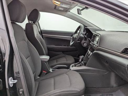 Used 2019 Hyundai Elantra SE w/ Cargo Package image 21