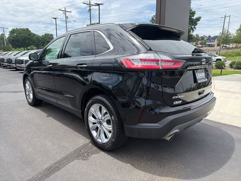 Used 2020 Ford Edge Titanium w/ Cargo Accessory Package FWD image 6
