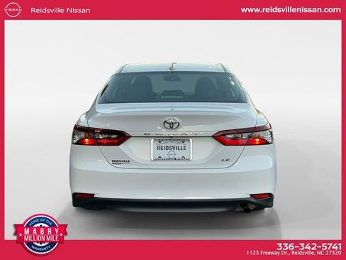 Used 2024 Toyota Camry LE image 5