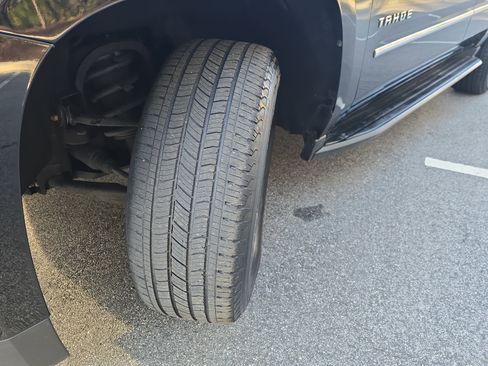 Used 2019 Chevrolet Tahoe LT image 35