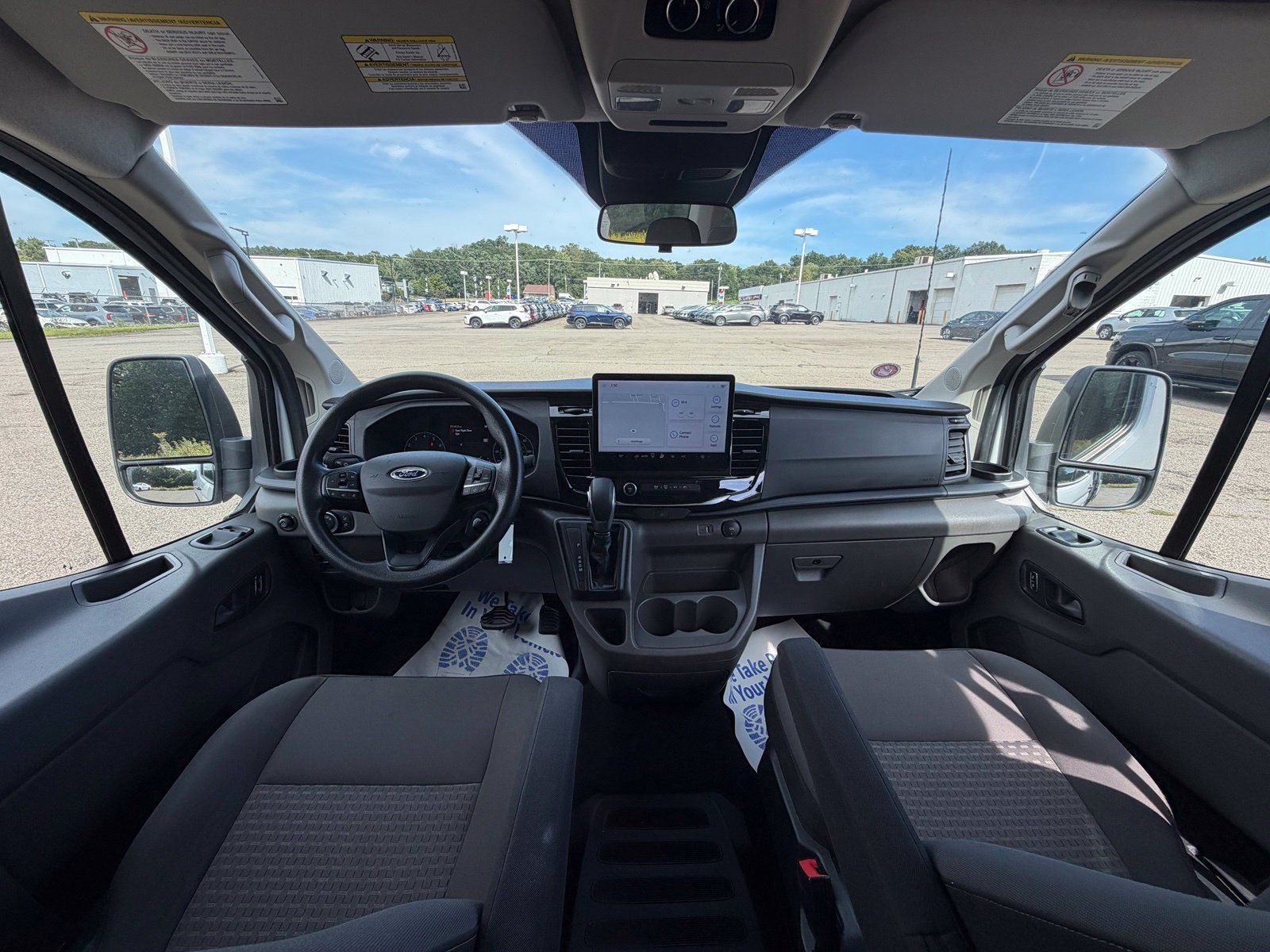 Used 2023 Ford Transit 350 XLT RWD image 31
