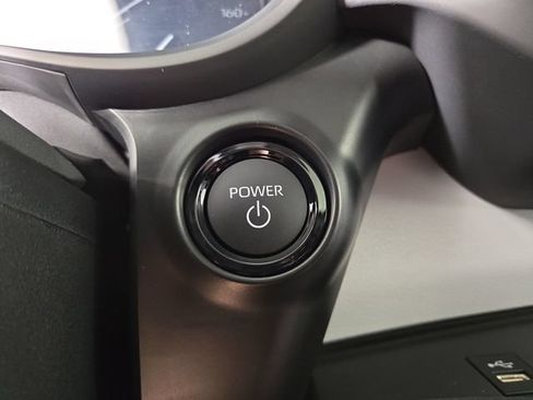 New 2026 Toyota Sienna XLE FWD image 26