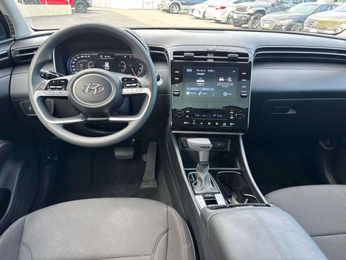 Certified 2024 Hyundai Tucson SEL AWD/4WD image 11