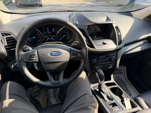 Used 2019 Ford Escape SE FWD image 22