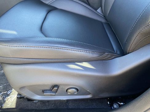 New 2026 Jeep Compass Limited image 9