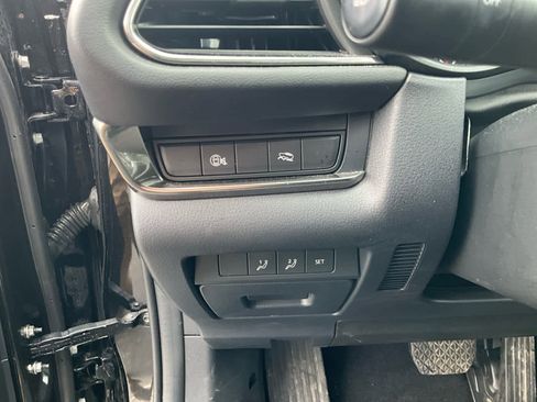 Used 2025 MAZDA CX-30 AWD 2.5 S w/ Preferred Package image 21