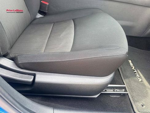 Used 2024 Nissan Sentra SV FWD image 11