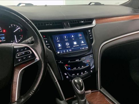 Used 2019 Cadillac XTS Luxury image 13
