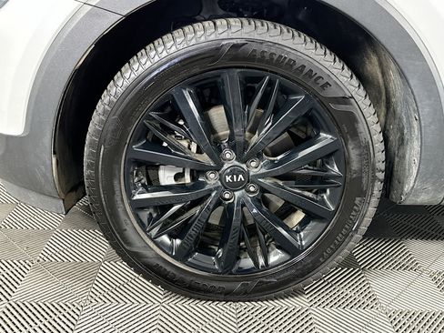 Used 2020 Kia Telluride SX image 35