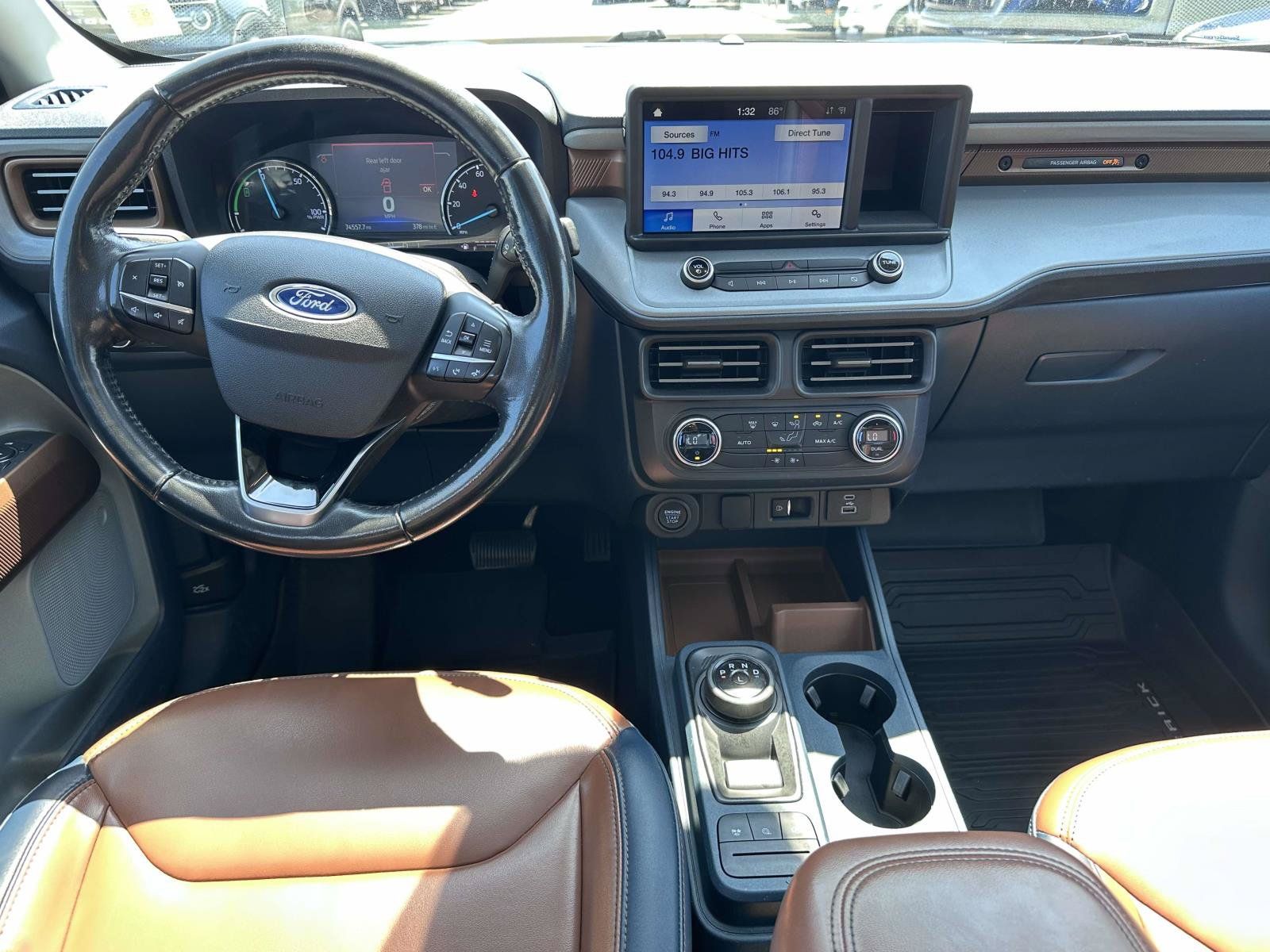 Used 2022 Ford Maverick Lariat FWD image 17
