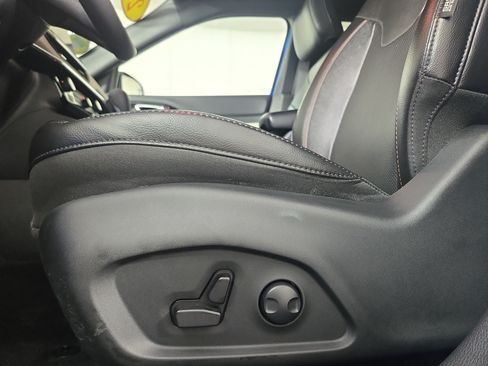 Certified 2023 Jeep Compass Limited AWD/4WD image 30