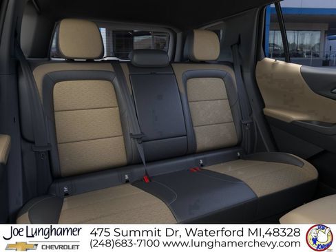 New 2026 Chevrolet Equinox ACTIV w/ Convenience Package III AWD/4WD image 37