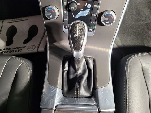 Used 2016 Volvo S60 T5 Premier image 33