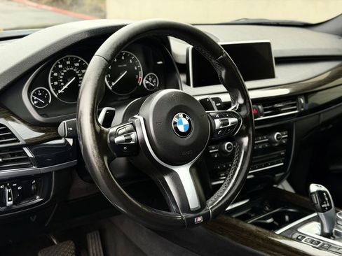Used 2017 BMW X5 xDrive40e image 16