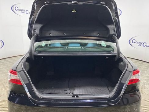 Certified 2019 Toyota Camry LE w/ Carpet Mat Package image 6