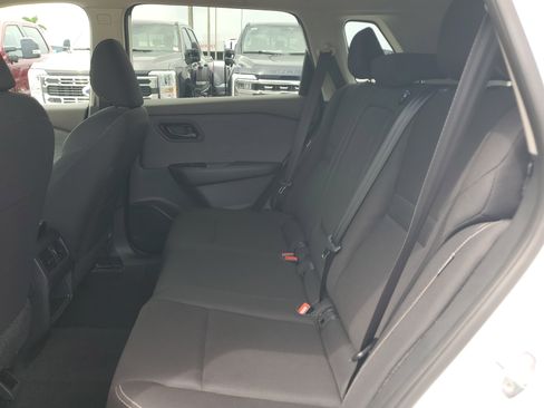 Certified 2023 Nissan Rogue S image 12