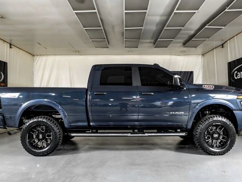 Used 2026 RAM 2500 Big Horn AWD/4WD image 6