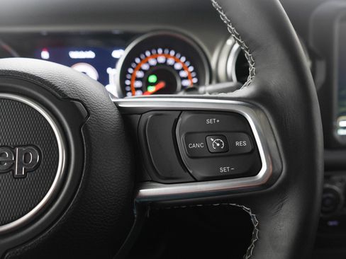 Used 2023 Jeep Wrangler Sahara w/ Cold Weather Group image 27