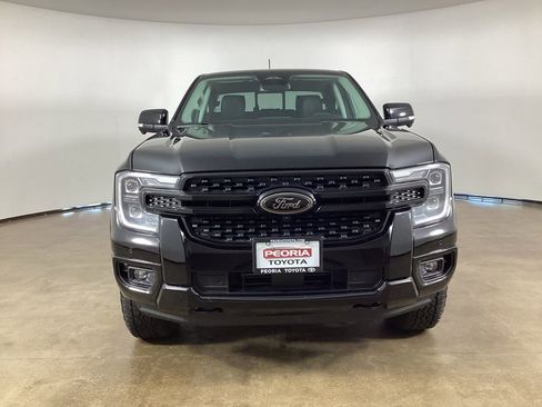 Used 2025 Ford Ranger Lariat w/ Black Appearance Package AWD/4WD image 3