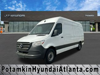 Used 2023 Mercedes-Benz Sprinter 2500 video 1