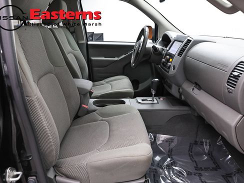 Used 2021 Nissan Frontier SV AWD/4WD image 24
