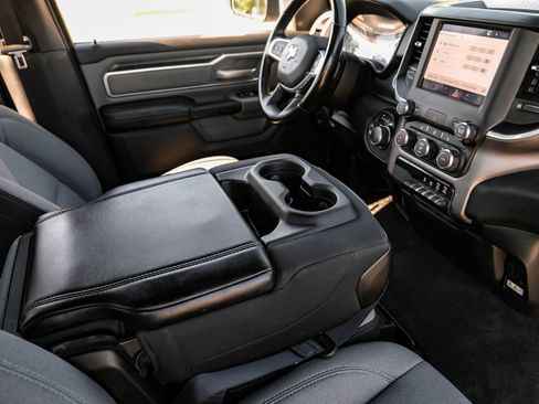 Used 2022 RAM 1500 Big Horn AWD/4WD image 19