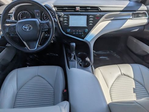 Used 2018 Toyota Camry SE FWD image 15