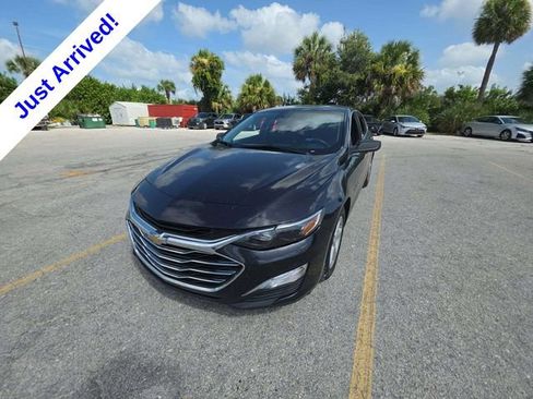 Used 2023 Chevrolet Malibu LS FWD image 1