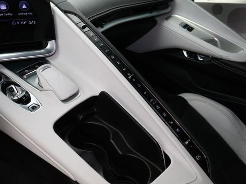 Used 2021 Chevrolet Corvette Stingray Preferred Cpe w/ Z51 Performance Package image 26