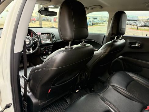 Used 2019 Jeep Compass Trailhawk image 7