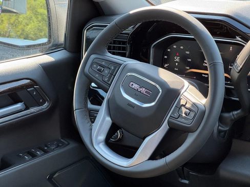 New 2026 GMC Sierra 1500 Elevation w/ Elevation Select Package AWD/4WD image 11
